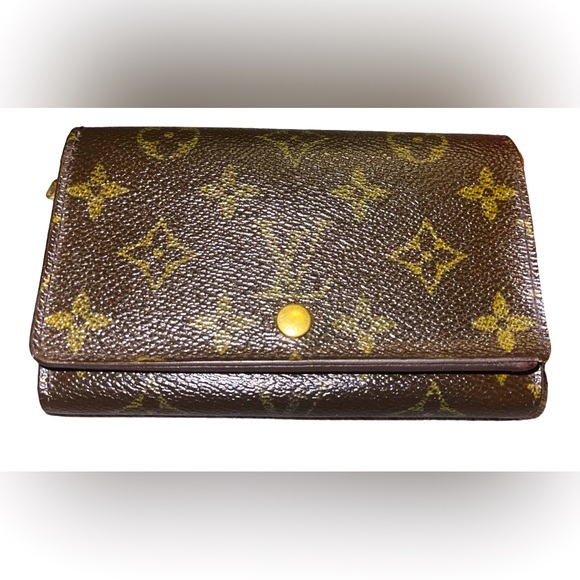 Louis Vuitton Handbags - Louis Vuitton Porte-Monnaie Tresor Wallet Brown LV Monogram Vintage Medium Sized